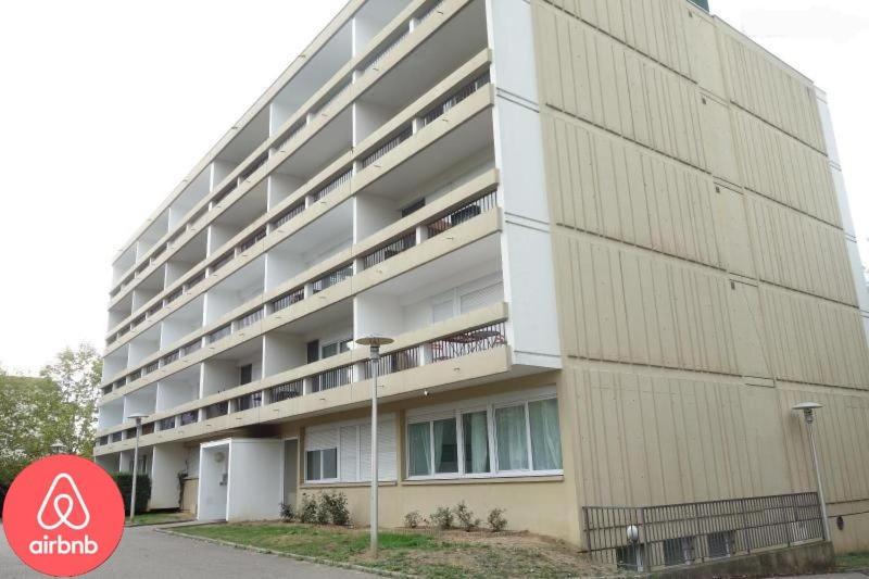 Mâcon Appartement La Roseraie Parking Prive מראה חיצוני תמונה